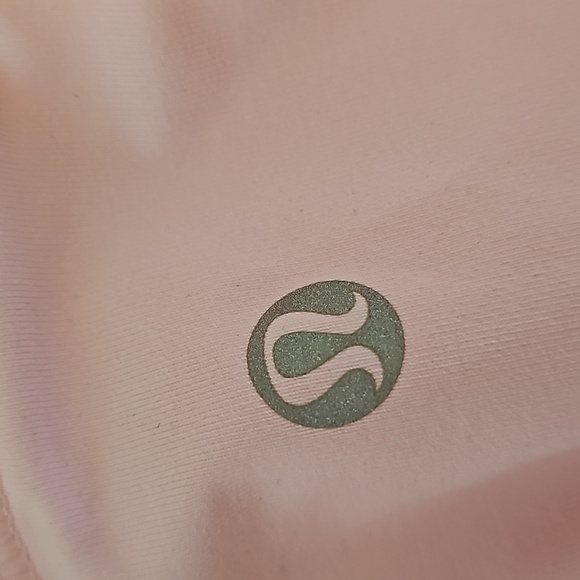 311. Lululemon Stay on Course Pullover - Picture 11 of 11